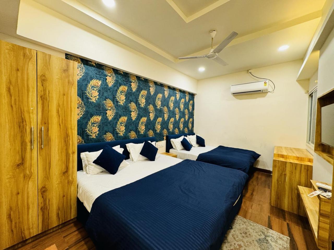 Hotel Shree Mahakal Krapa Удджайн Экстерьер фото